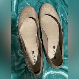 Sparkly gold flats